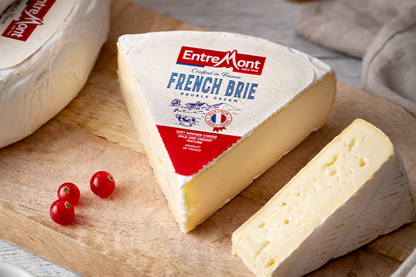 Entremont French Double Cream Brie 1000g (1kg)